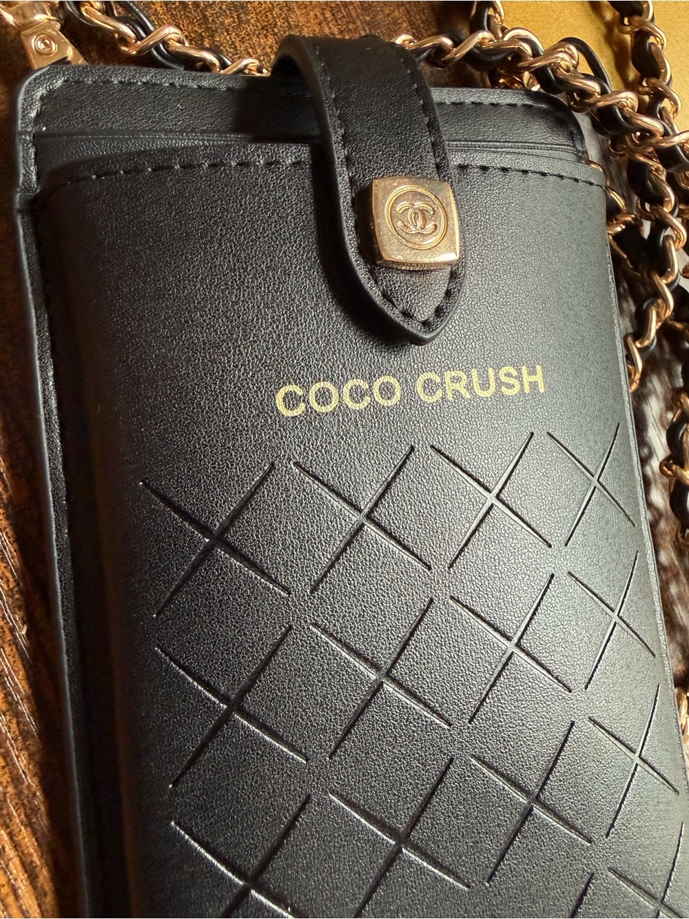 CHANEL Black Coco Crush Quilted Leather Crossbody Phone Case with Gold Chain